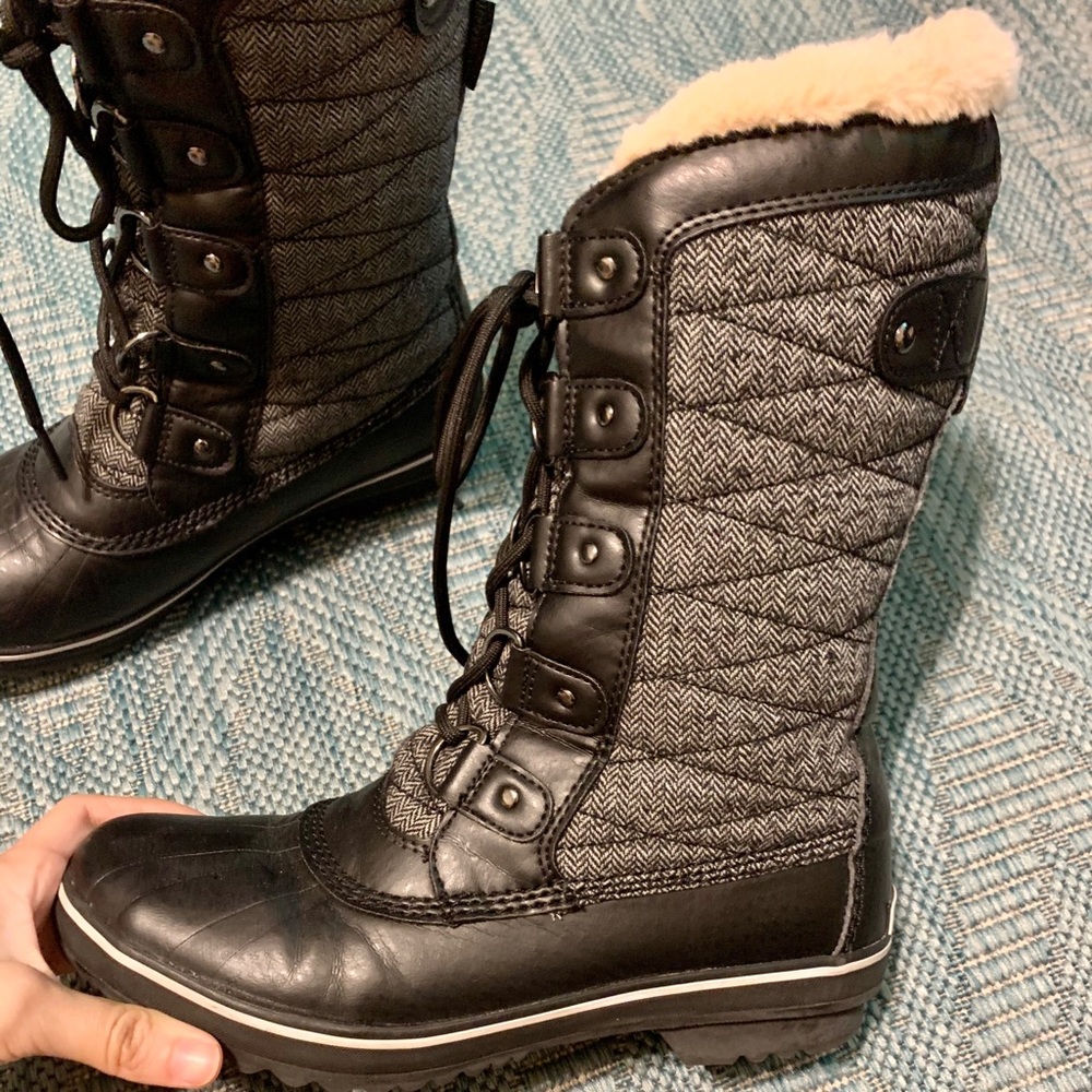 Cute Winter boots - Picture 2 of 7